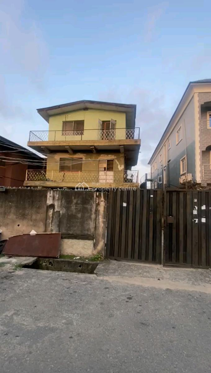Demolishable Building (6 Units 2 Bedroom Flat) on Dry Land, Alh Jimoh Oladehinde, Ifako, Gbagada, Lagos, Block of Flats for Sale