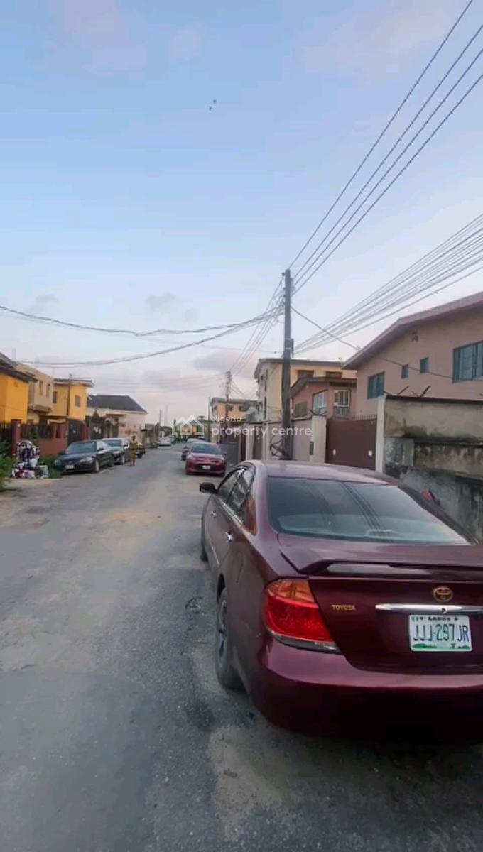 Demolishable Building (6 Units 2 Bedroom Flat) on Dry Land, Alh Jimoh Oladehinde, Ifako, Gbagada, Lagos, Block of Flats for Sale