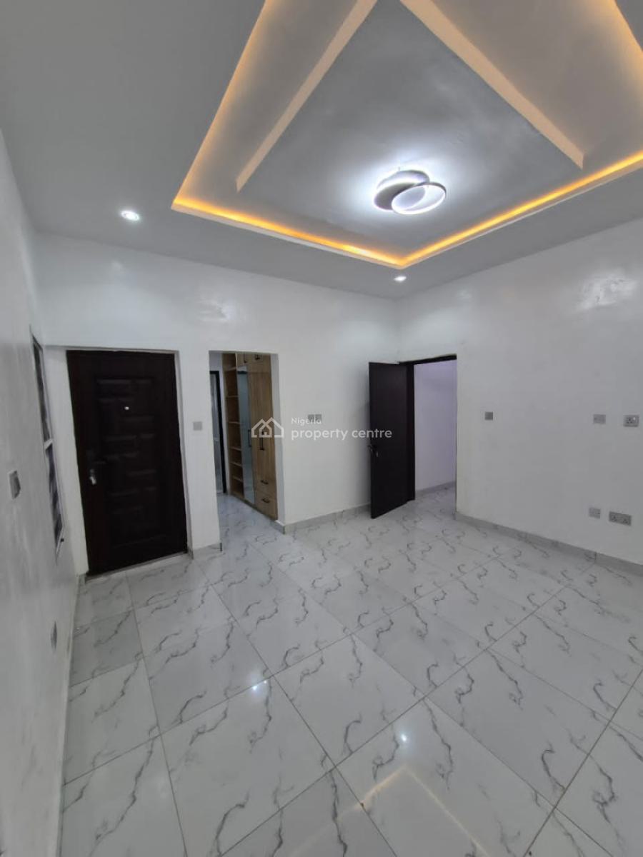 Beautiful 4 Bedroom Duplex with a Room Bq, Omole Phase 2, Ikeja, Lagos, Detached Duplex for Rent
