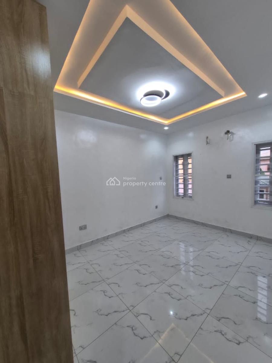 Beautiful 4 Bedroom Duplex with a Room Bq, Omole Phase 2, Ikeja, Lagos, Detached Duplex for Rent