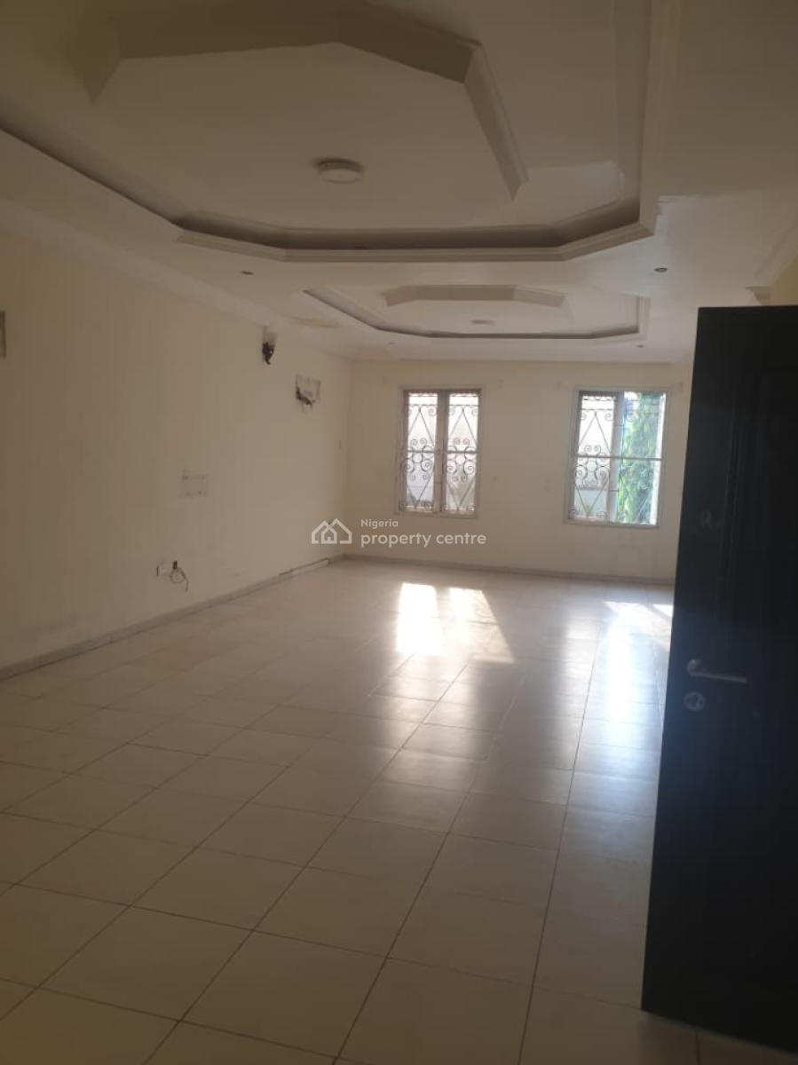 Luxury 3 Bedroom Apartment in a Serene Environment, Gra Phase 2, Magodo, Lagos, Flat / Apartment for Rent