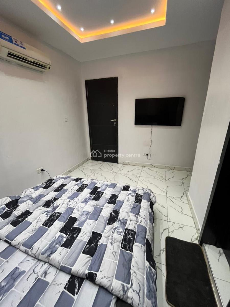 Furnished & Serviced 2 Bedroom Apartment, Ologolo, Lekki, Lagos, Flat / Apartment for Rent