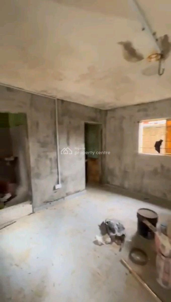 Renovated Room Self Downstairs Big and Standard with Screeded Walls, Oluwole Street in an Estate, Akoka, Yaba, Lagos, Self Contain (single Rooms) for Rent