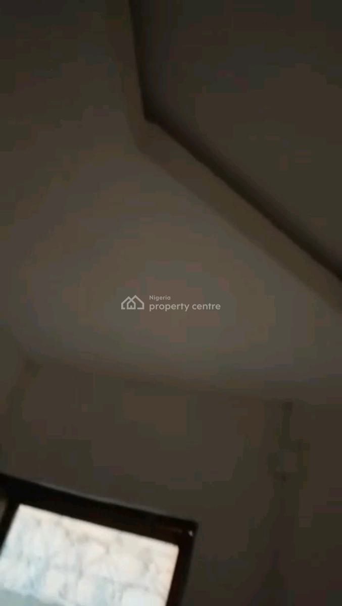 Standard Room Self Contain, St Akoka By St Dennis, Akoka, Yaba, Lagos, Self Contain (single Rooms) for Rent