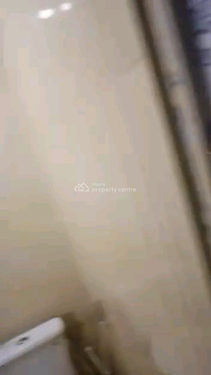 Standard Room Self Contain, St Akoka By St Dennis, Akoka, Yaba, Lagos, Self Contain (single Rooms) for Rent