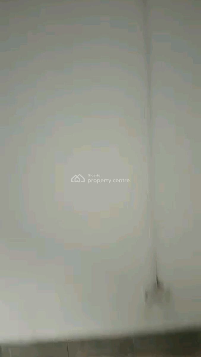 Standard Room Self Contain, St Akoka By St Dennis, Akoka, Yaba, Lagos, Self Contain (single Rooms) for Rent