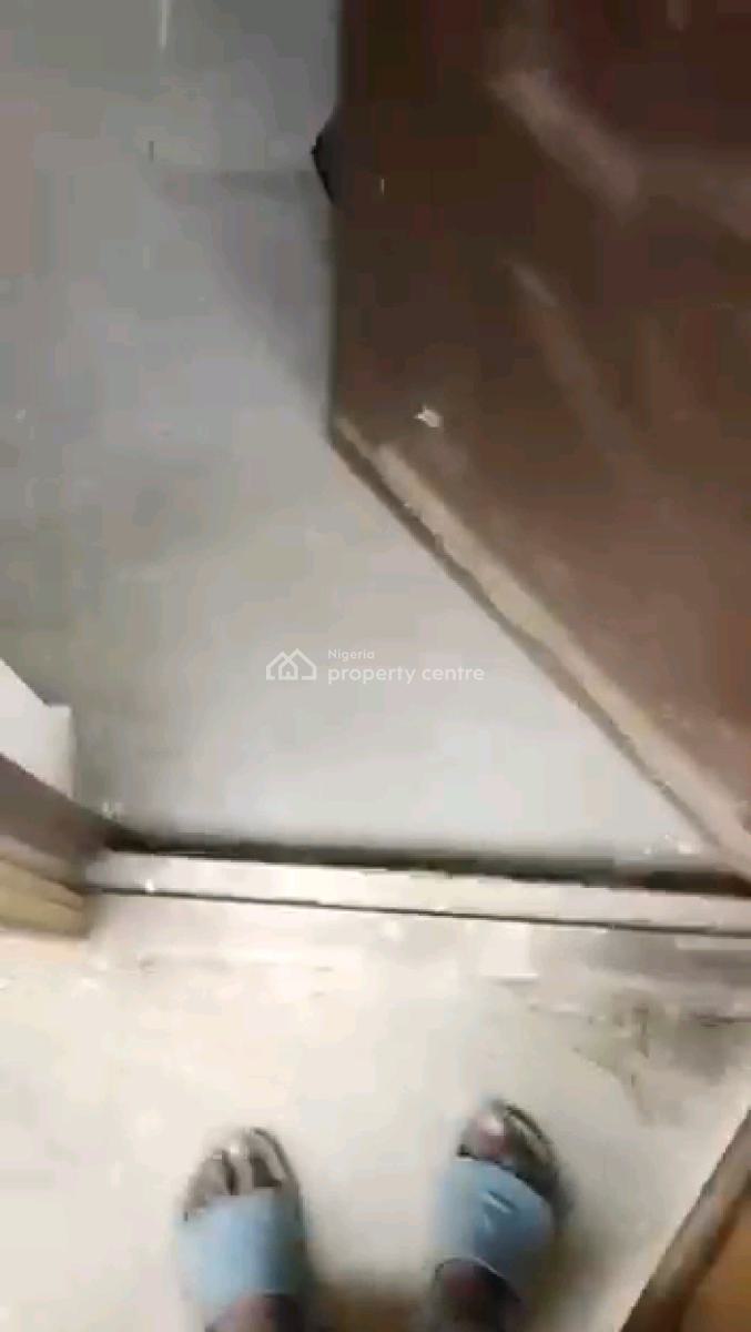 Standard Room Self Contain, St Akoka By St Dennis, Akoka, Yaba, Lagos, Self Contain (single Rooms) for Rent