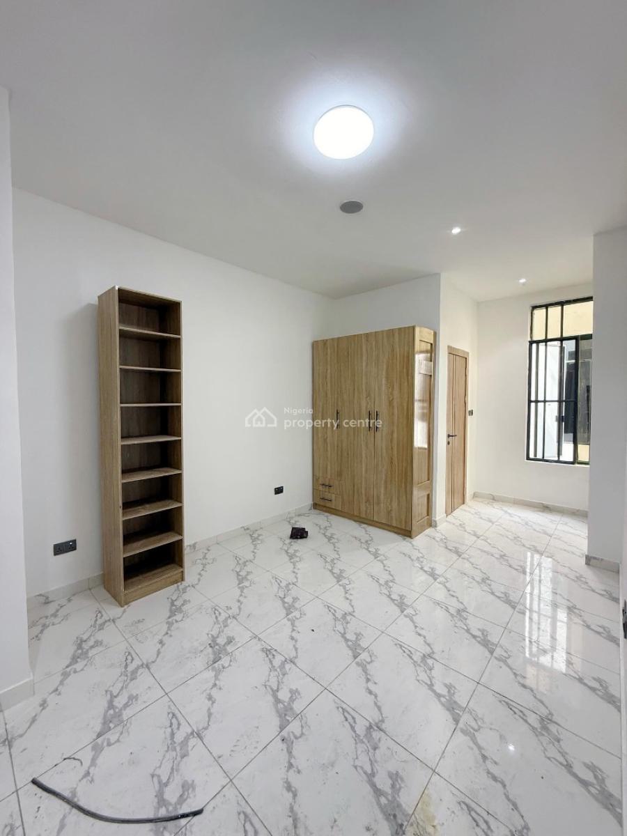 Lovely 2 Bedroom Apartment with Swimming Pool, Chevron, Lekki, Lagos, Block of Flats for Sale