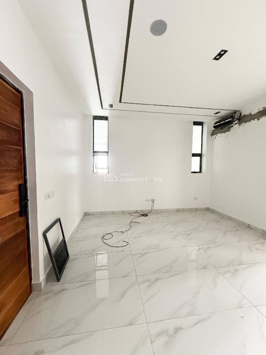 Lovely 1 Bedroom Apartment, Oniru, Victoria Island (vi), Lagos, Block of Flats for Sale