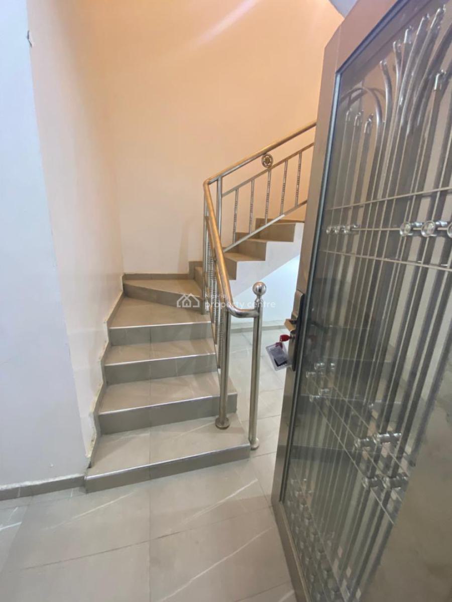 4 Bedroom Luxurious  Brand New Terrace Duplex, Lekki Phase 1, Lekki, Lagos, Terraced Duplex for Rent