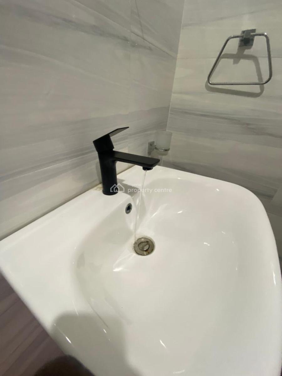 4 Bedroom Luxurious  Brand New Terrace Duplex, Lekki Phase 1, Lekki, Lagos, Terraced Duplex for Rent