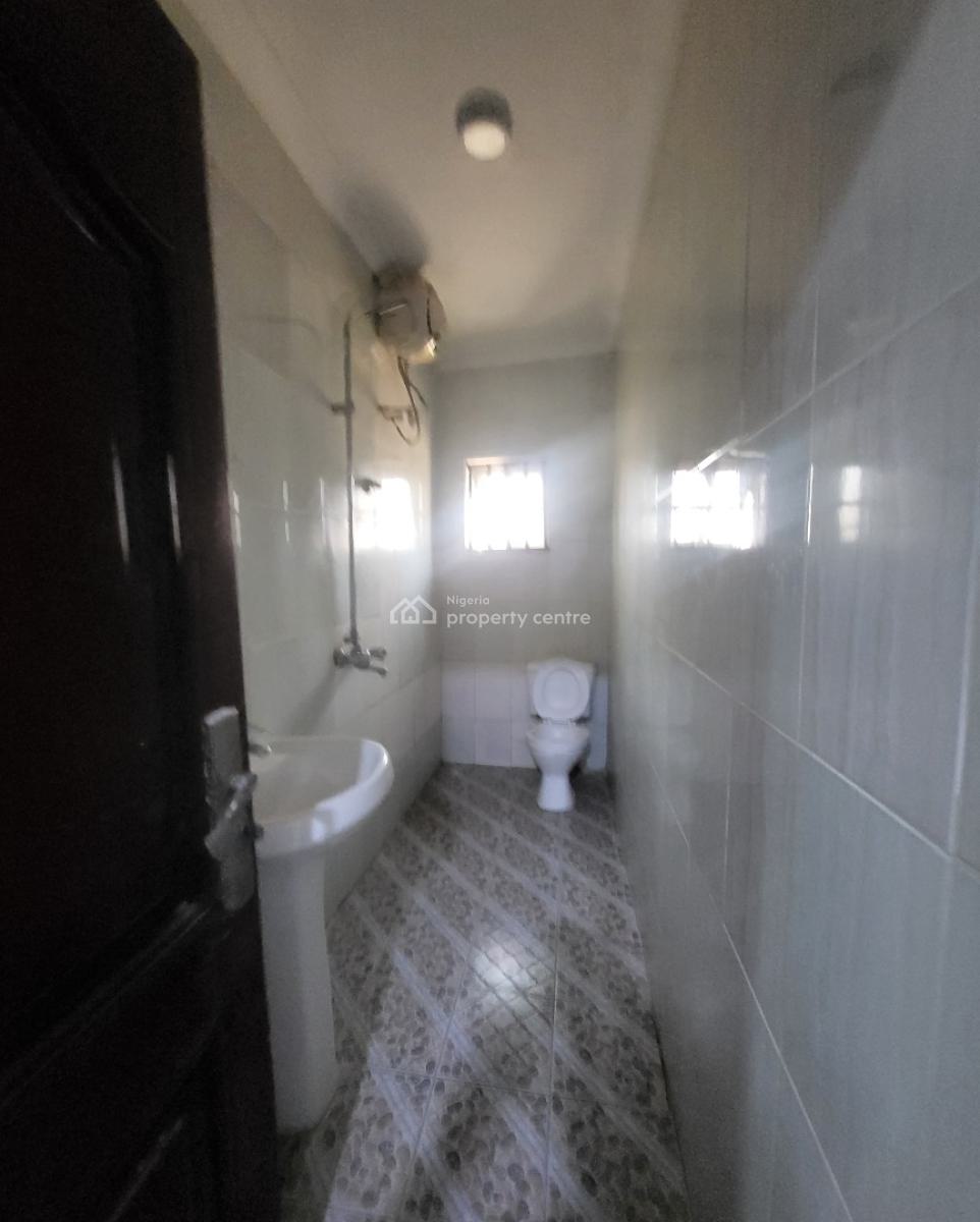 Luxurious Massive 2 Bedroom Flat, By American International School, Durumi, Abuja, Flat / Apartment for Rent