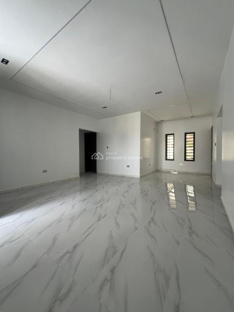 3 Bedroom Fully Detached Bungalow + 2 Units of Bq (distress), Gwarinpa, Abuja, Detached Bungalow for Sale