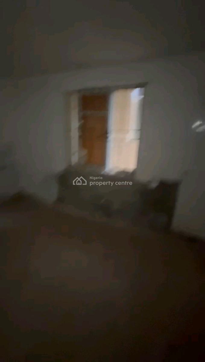 Standard and Spacious Mini Flat, Off Ilaje Road, Bariga, Shomolu, Lagos, Mini Flat (room and Parlour) for Rent