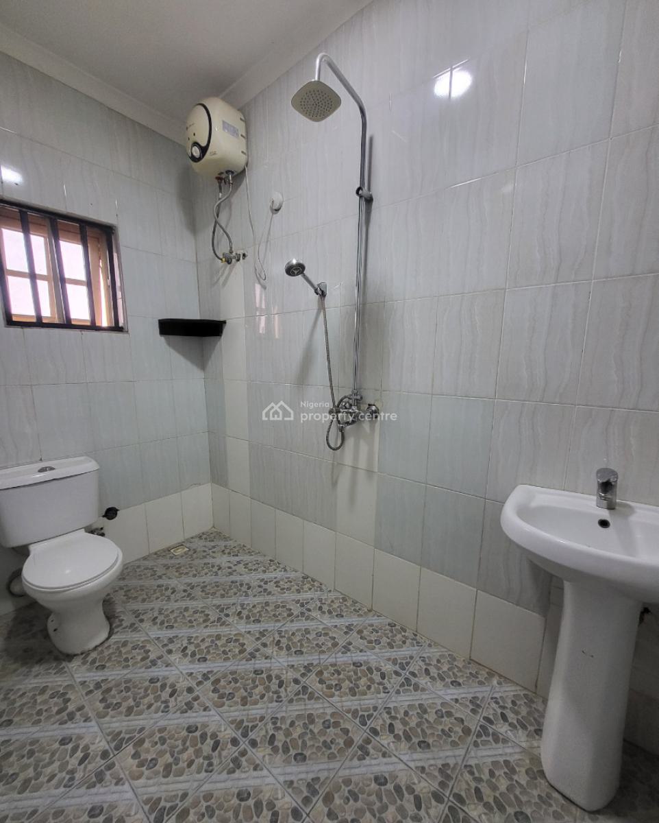 Luxurious Massive 3 Bedroom Flat, By American International School, Durumi, Abuja, Flat / Apartment for Rent