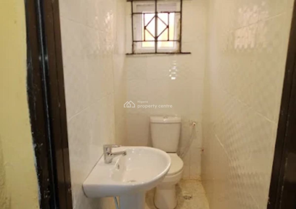 Executive 2-bedroom Flat with Extra Space, Ahmadiya, New Oko-oba, Agege, Lagos, Flat / Apartment for Rent