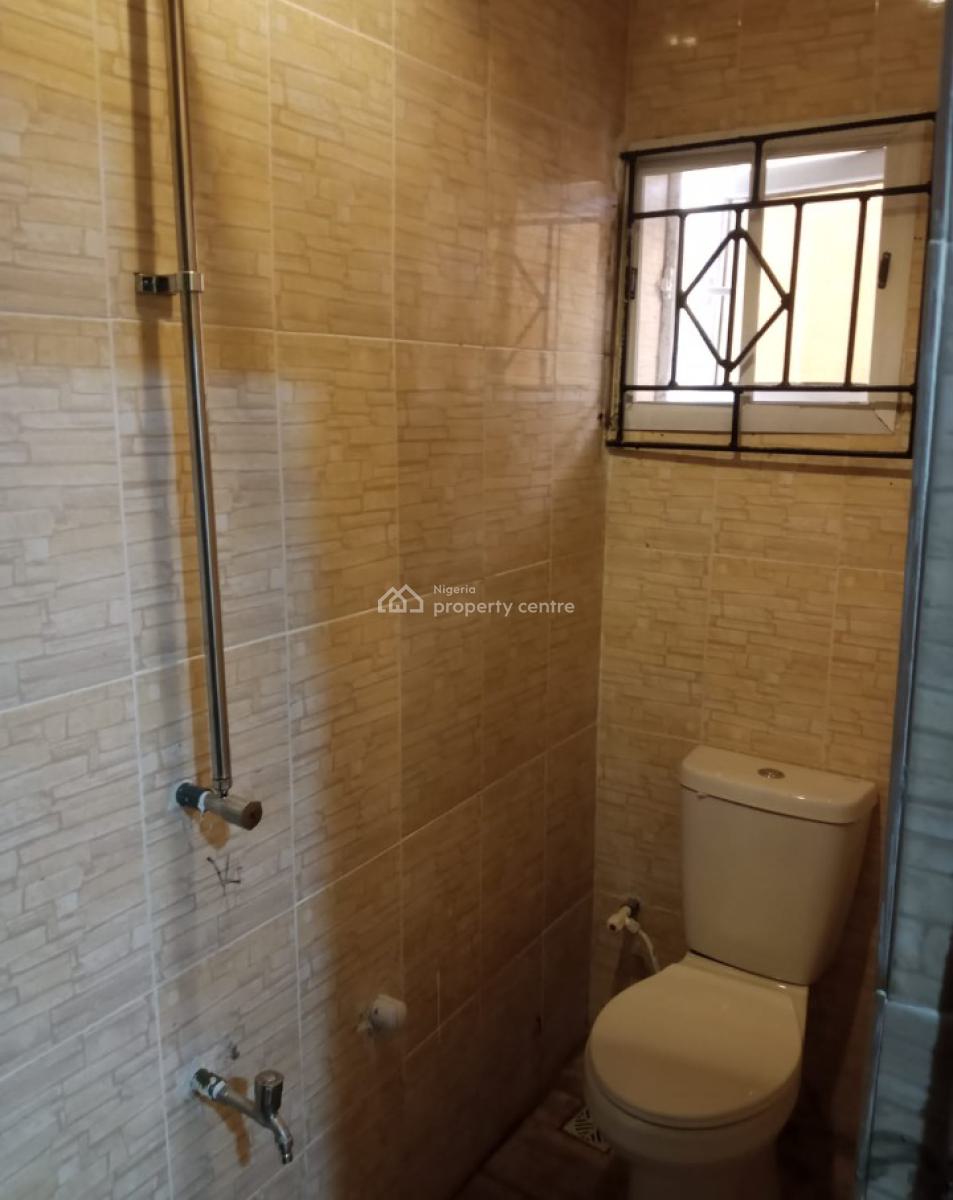 Executive 2 Bedrooms Flat with Extra Space, Ahmadiya, New Oko-oba, Agege, Lagos, Flat / Apartment for Rent