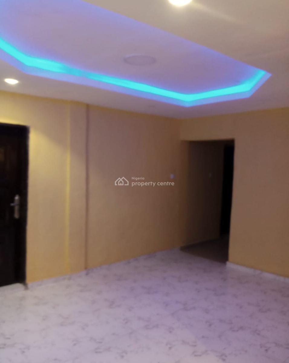 Executive 2 Bedrooms Flat with Extra Space, Ahmadiya, New Oko-oba, Agege, Lagos, Flat / Apartment for Rent
