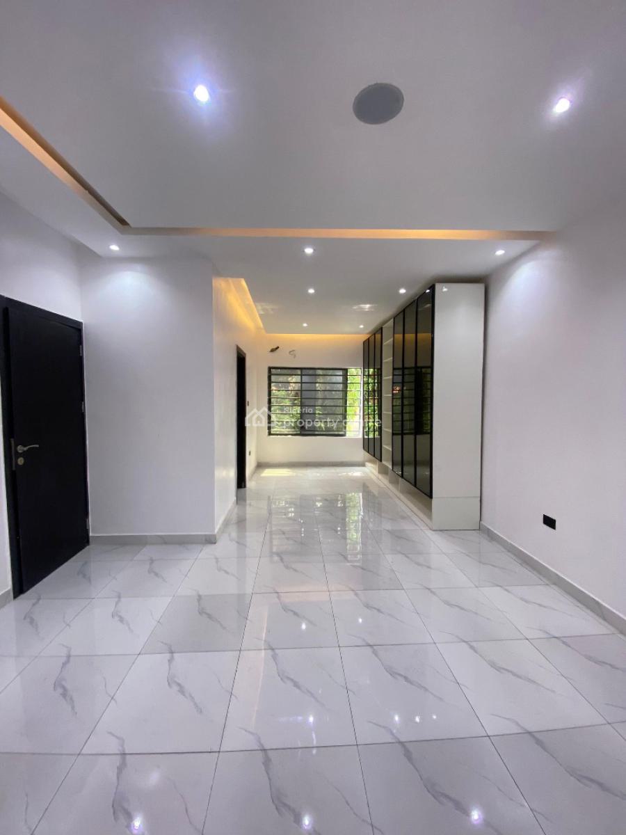 3 Bedroom Flat Apartment (open Kitchen), Lekki Phase 1, Lekki, Lagos, Flat / Apartment for Sale