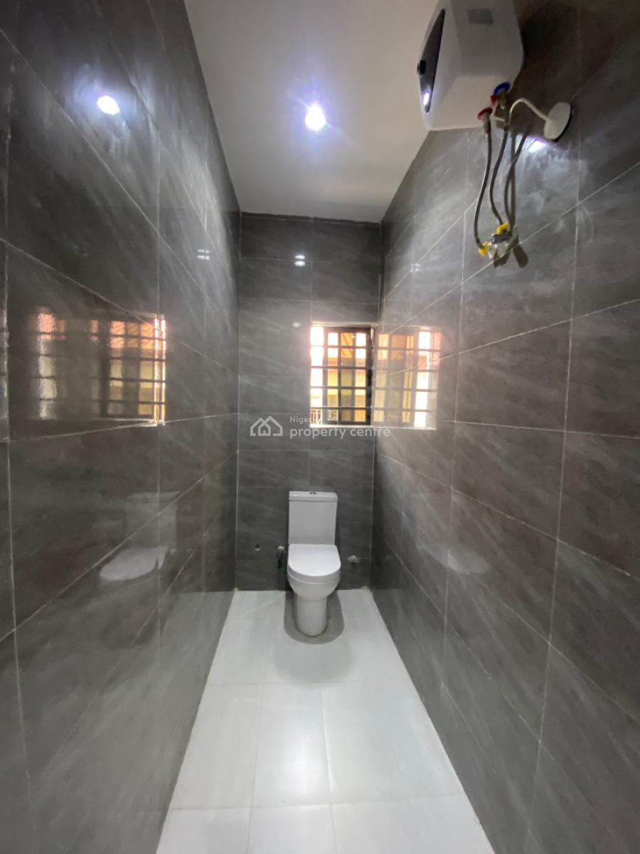 3 Bedroom Flat Apartment (open Kitchen), Lekki Phase 1, Lekki, Lagos, Flat / Apartment for Sale