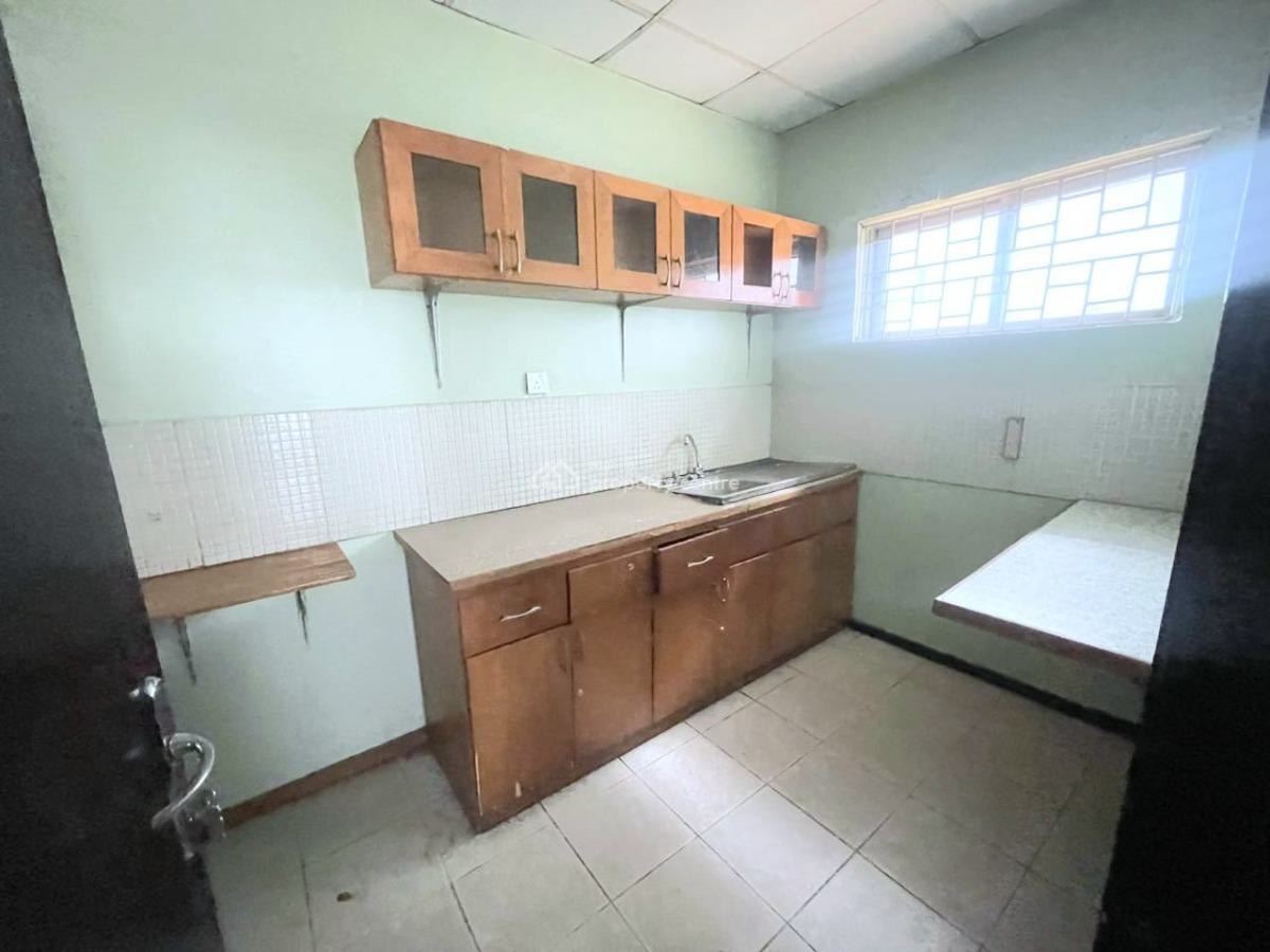 Very Spacious Ten (10) Bedroom Self Compound Detached Duplex, Victoria Island (vi), Lagos, Office Space for Rent