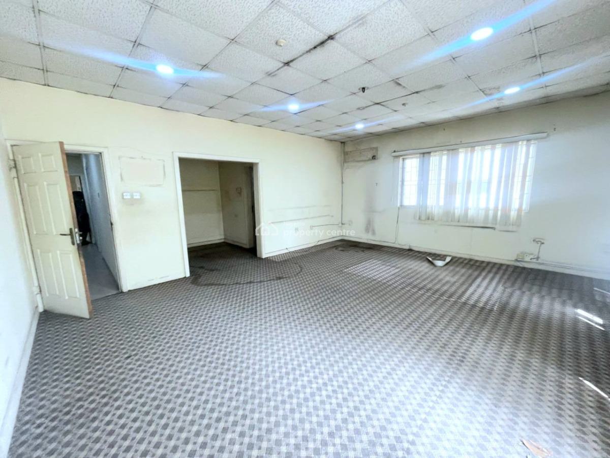 Very Spacious Ten (10) Bedroom Self Compound Detached Duplex, Victoria Island (vi), Lagos, Office Space for Rent