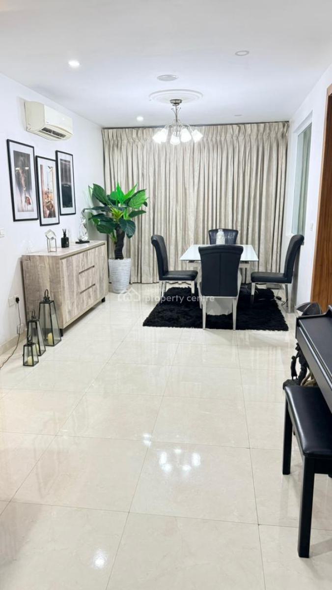 2 Bedroom Apartment with Swimming Pool and Gym, Lekki Phase 1, Lekki, Lagos, Flat / Apartment Short Let