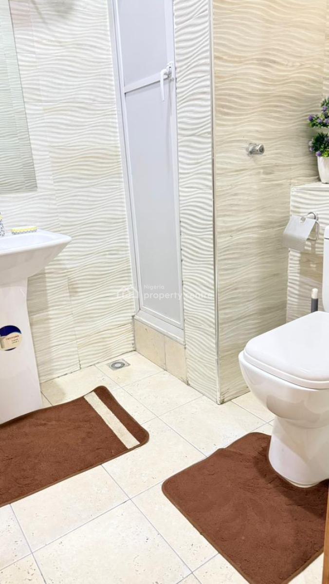 2 Bedroom Apartment with Swimming Pool and Gym, Lekki Phase 1, Lekki, Lagos, Flat / Apartment Short Let