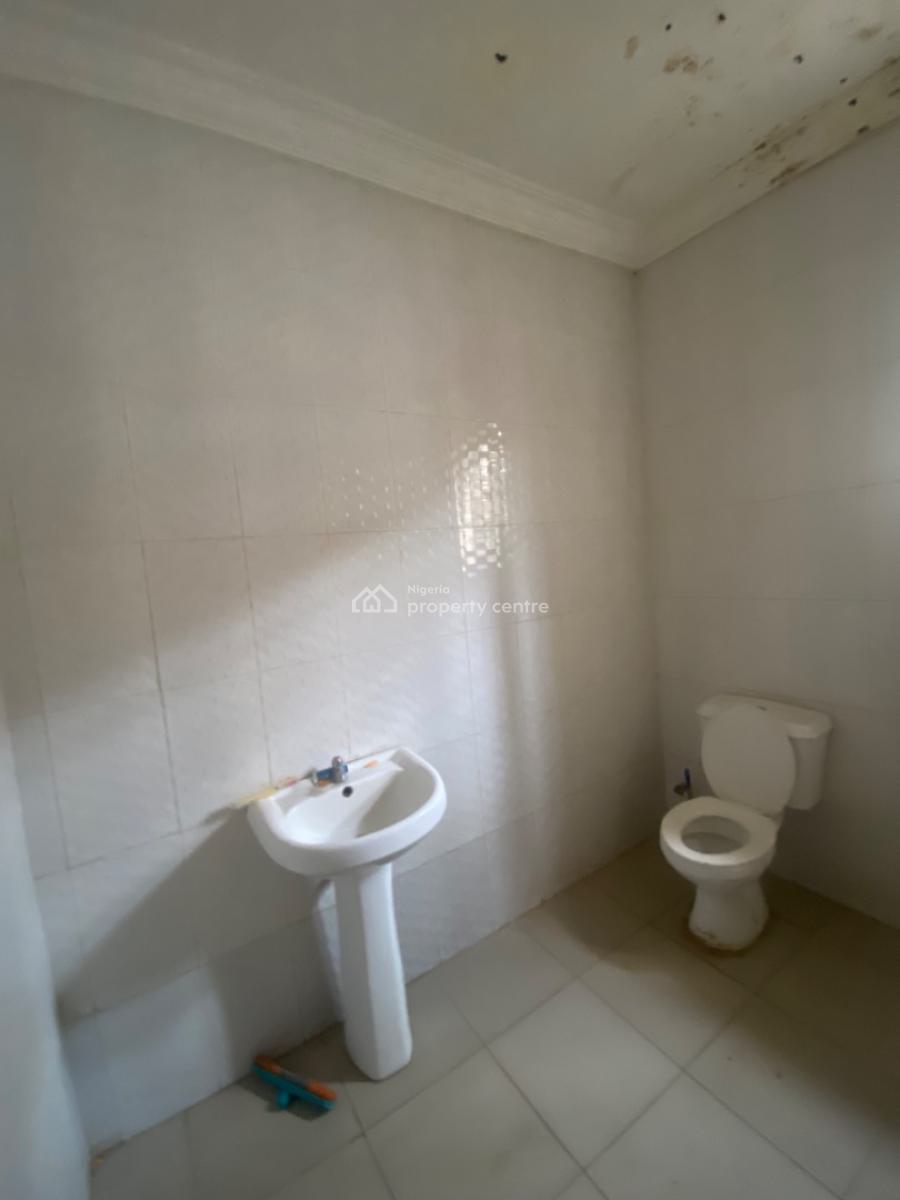 Clean 4 Bedroom Semi-detached Self-compound, Around Blenco, Sangotedo, Ajah, Lagos, Semi-detached Duplex for Rent