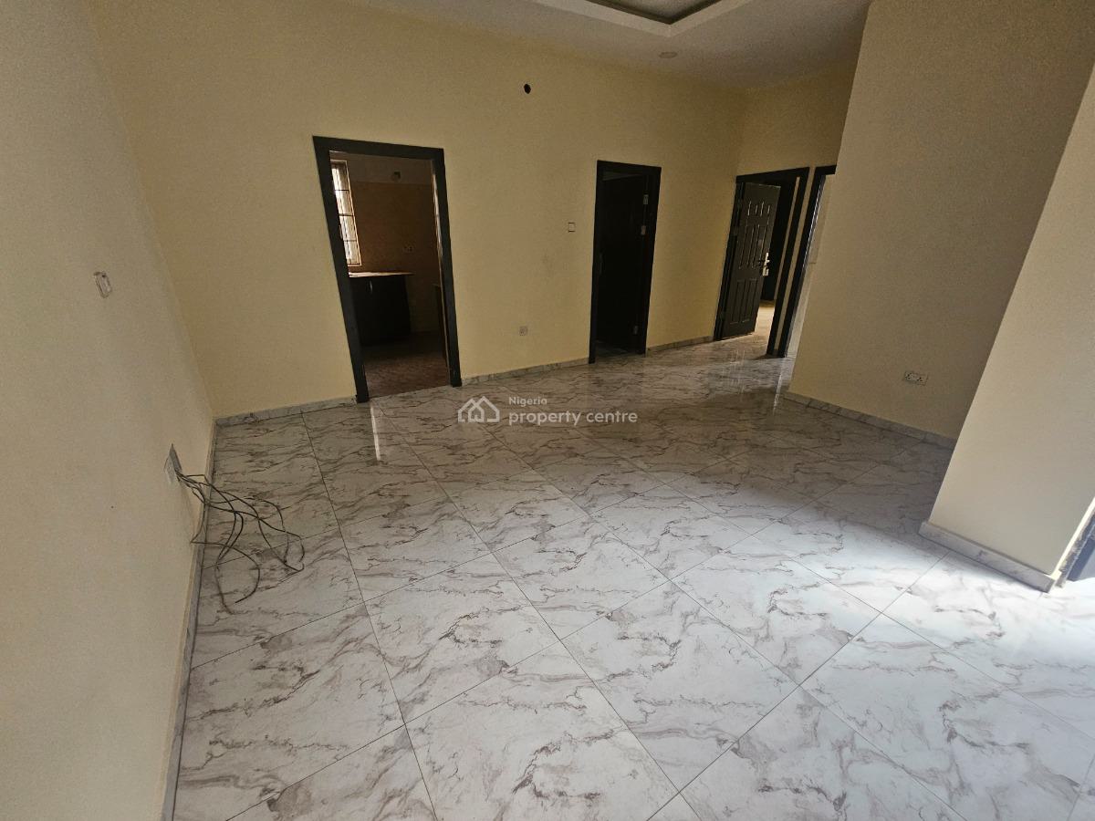 2-bedroom Apartment, Off Freedom Way, Lekki Phase 1, Lekki, Lagos, Flat / Apartment for Rent