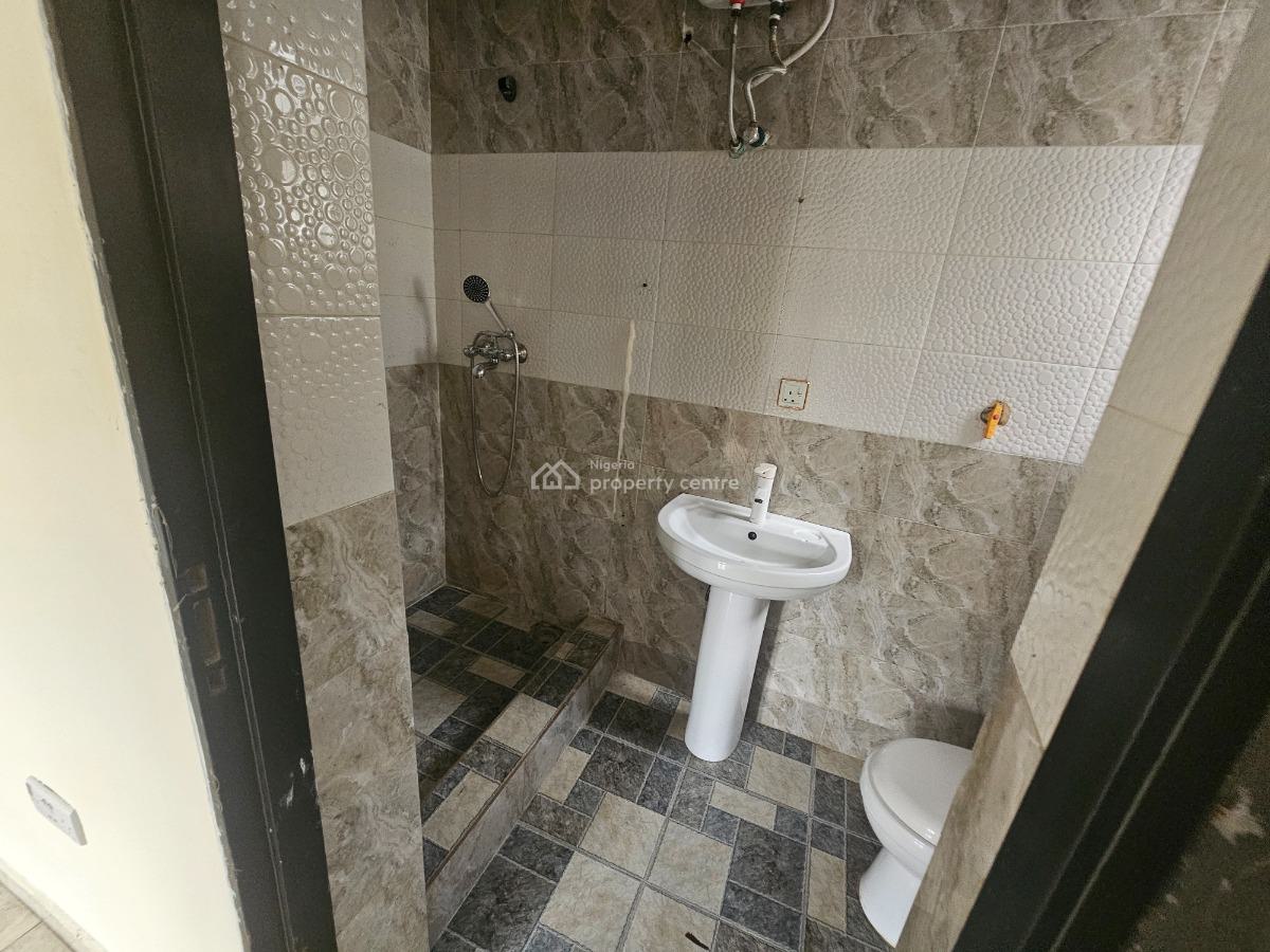 2-bedroom Apartment, Off Freedom Way, Lekki Phase 1, Lekki, Lagos, Flat / Apartment for Rent