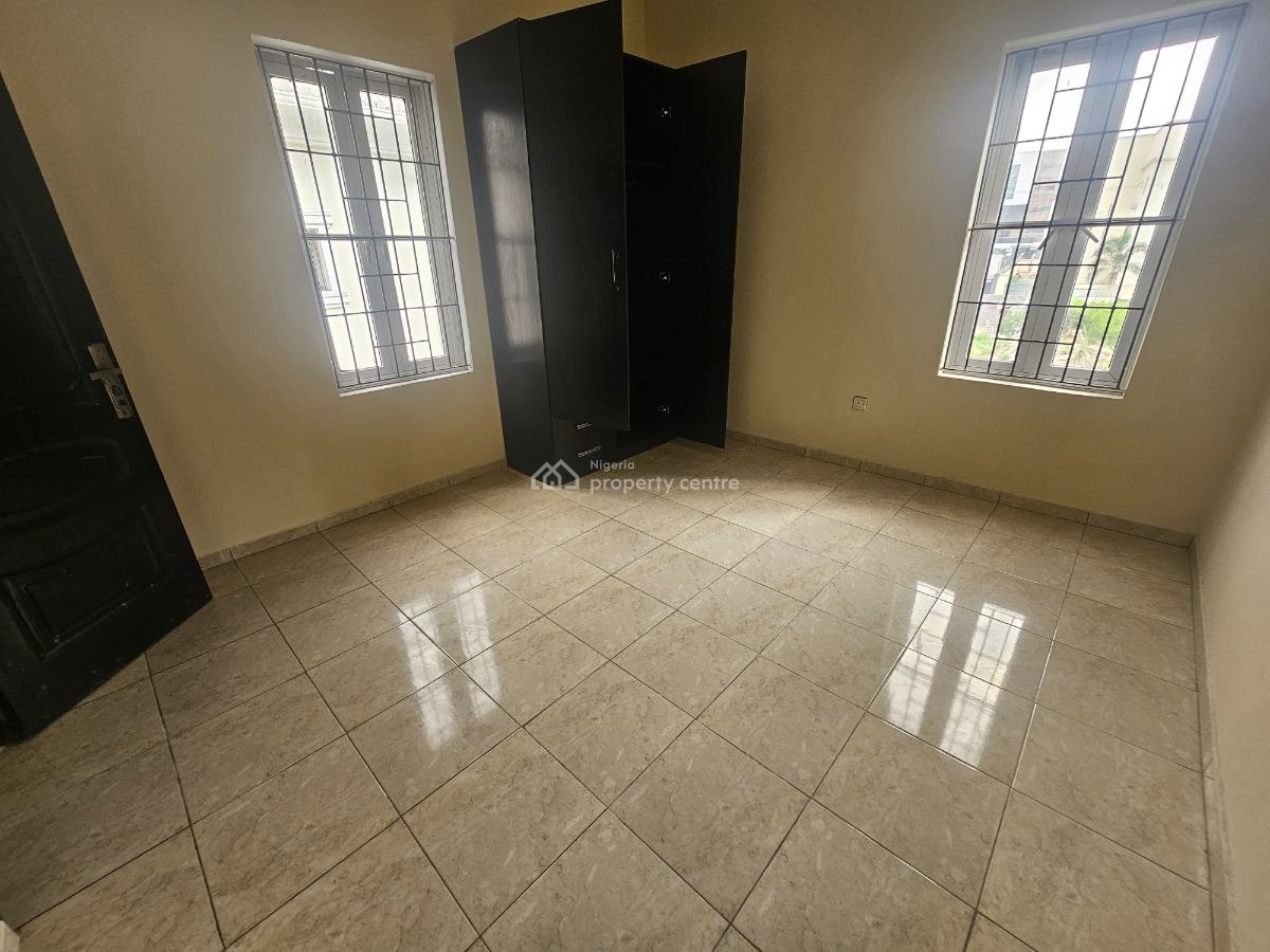 2-bedroom Apartment, Off Freedom Way, Lekki Phase 1, Lekki, Lagos, Flat / Apartment for Rent