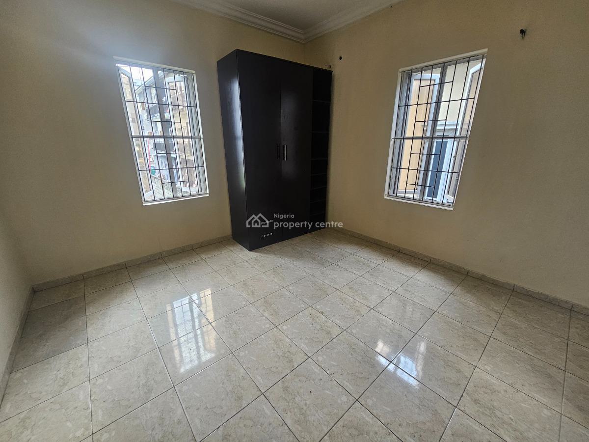 2-bedroom Apartment, Off Freedom Way, Lekki Phase 1, Lekki, Lagos, Flat / Apartment for Rent