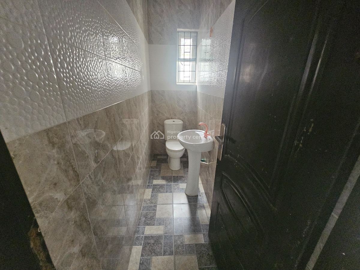 2-bedroom Apartment, Off Freedom Way, Lekki Phase 1, Lekki, Lagos, Flat / Apartment for Rent