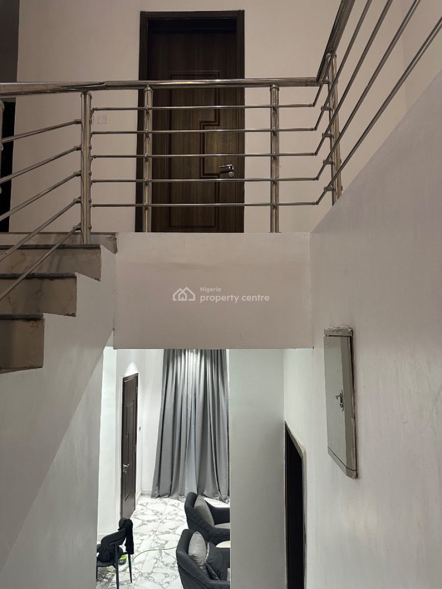 Spacious 4 Bedrooms Detached Duplex ( Self Compound), Daffodil Gardens Estate 2, Lekki Phase 2, Lekki, Lagos, Detached Duplex Short Let