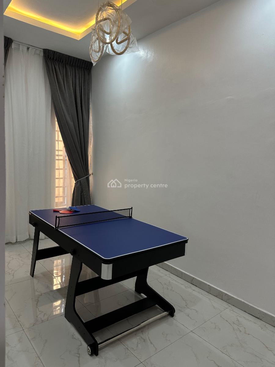 Spacious 4 Bedrooms Detached Duplex ( Self Compound), Daffodil Gardens Estate 2, Lekki Phase 2, Lekki, Lagos, Detached Duplex Short Let