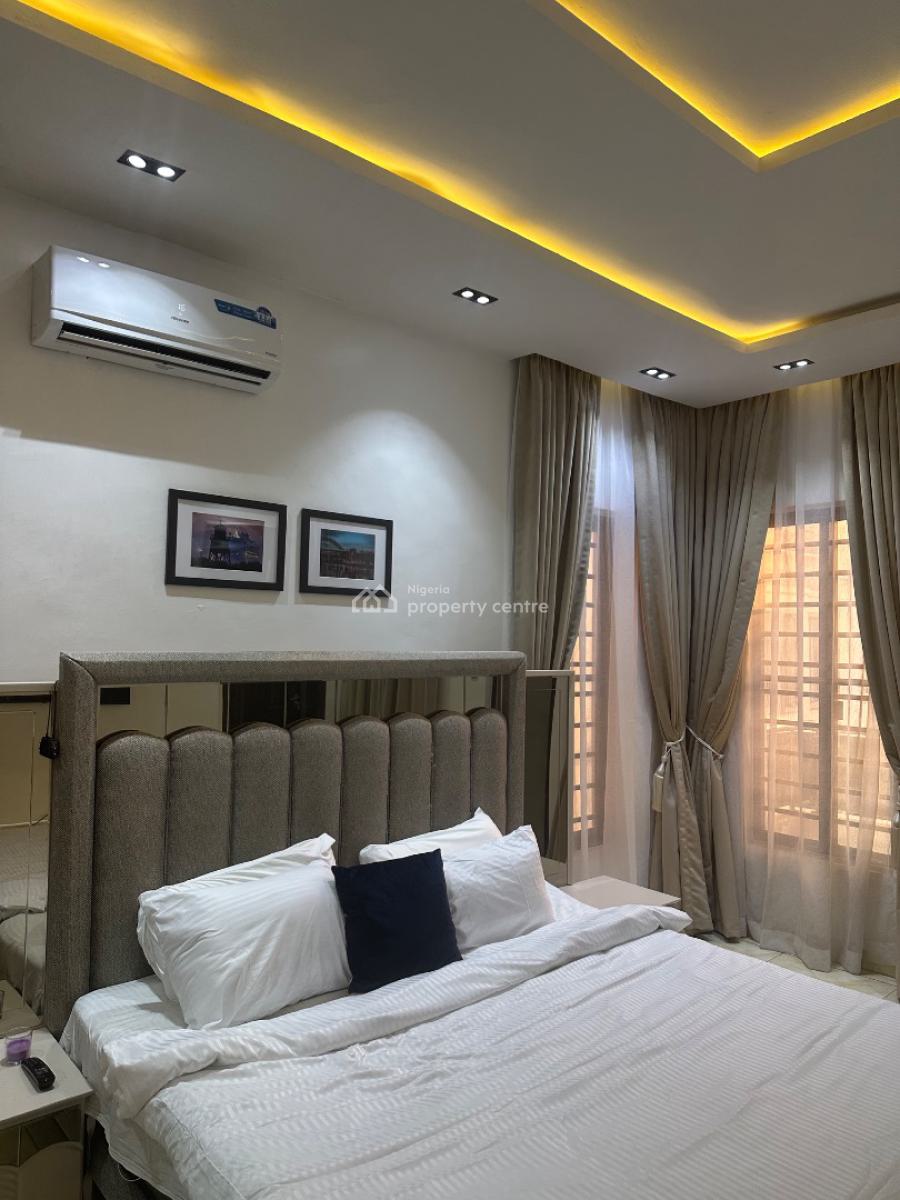 Spacious 4 Bedrooms Detached Duplex ( Self Compound), Daffodil Gardens Estate 2, Lekki Phase 2, Lekki, Lagos, Detached Duplex Short Let