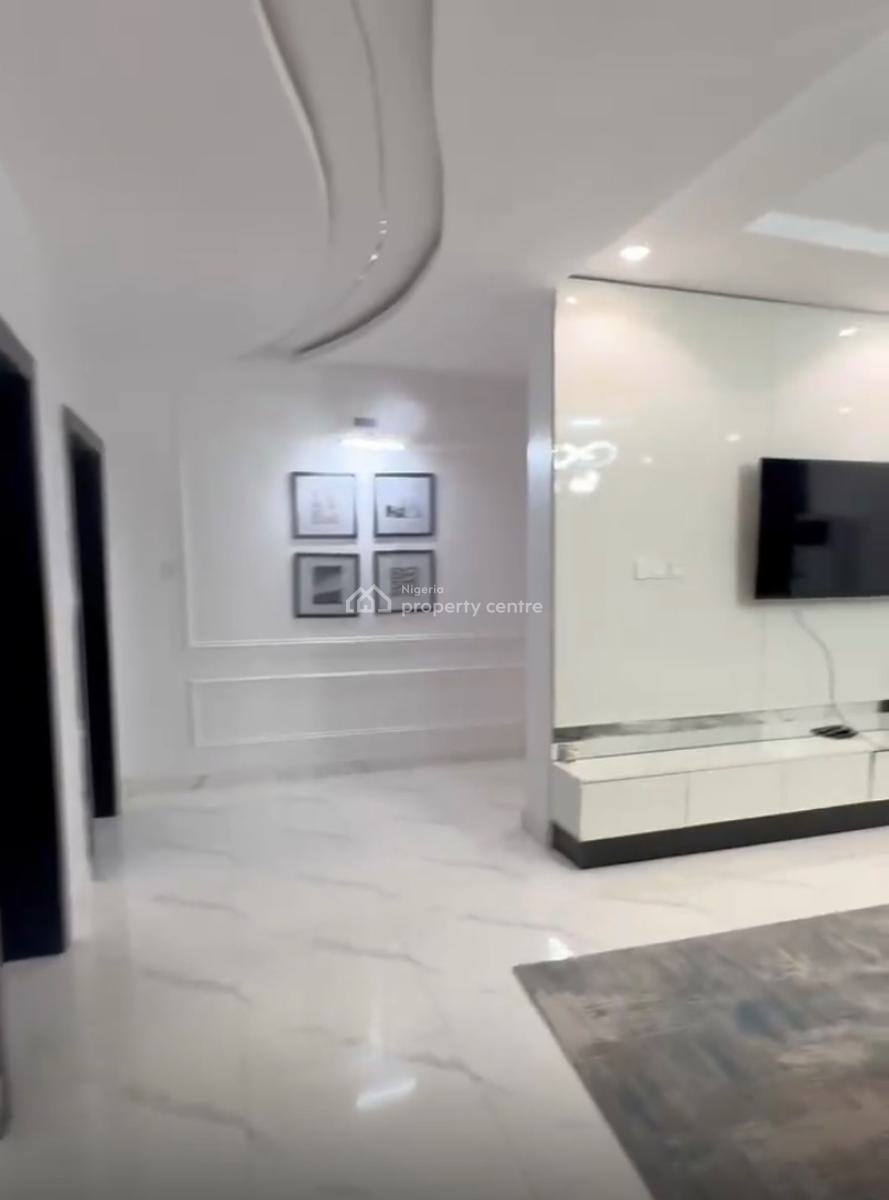 Lavishly Furnished 3 Bedroom Apartment, Lekki Phase 1, Lekki, Lagos, Flat / Apartment Short Let