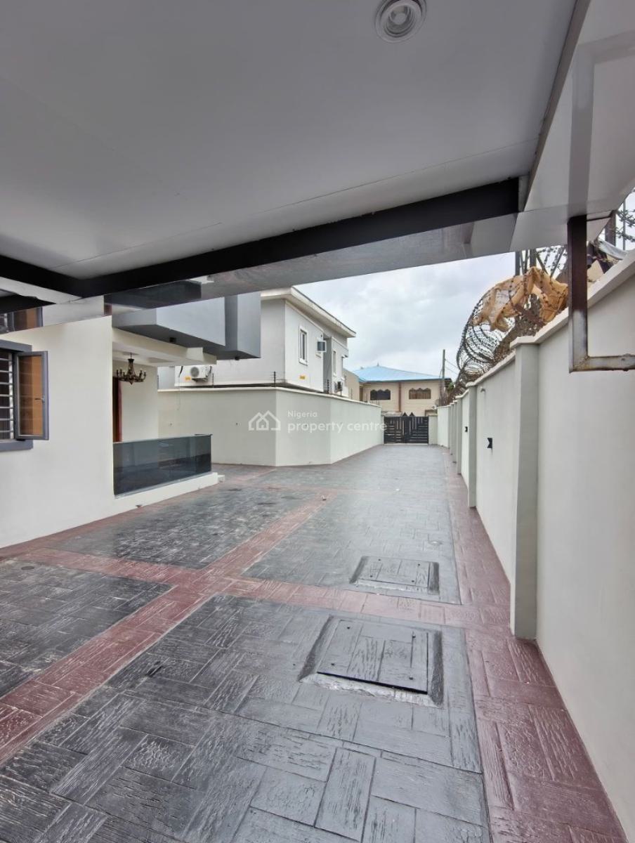 5 Bedroom Fully Detached Duplexes with Bq, Gra Phase 2, Magodo, Lagos, Detached Duplex for Sale