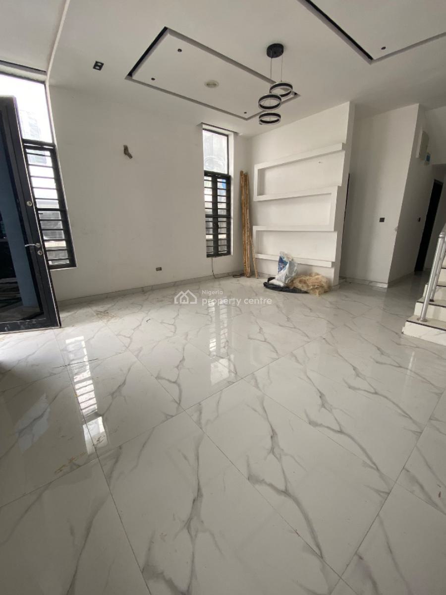 5 Bedroom Spacious Semi Detached Duplex, Lekki Phase 1, Lekki, Lagos, Semi-detached Duplex for Rent