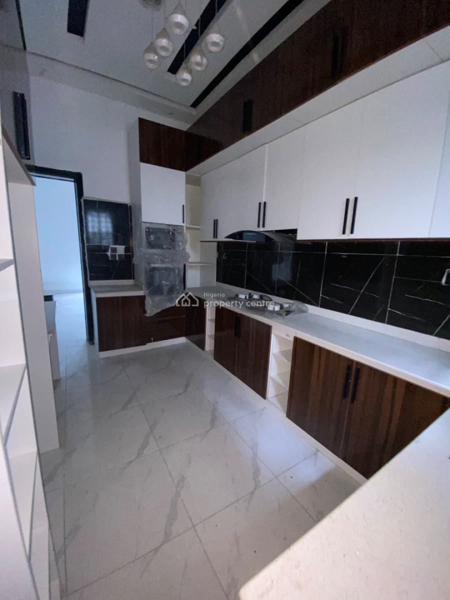 5 Bedroom Spacious Semi Detached Duplex, Lekki Phase 1, Lekki, Lagos, Semi-detached Duplex for Rent