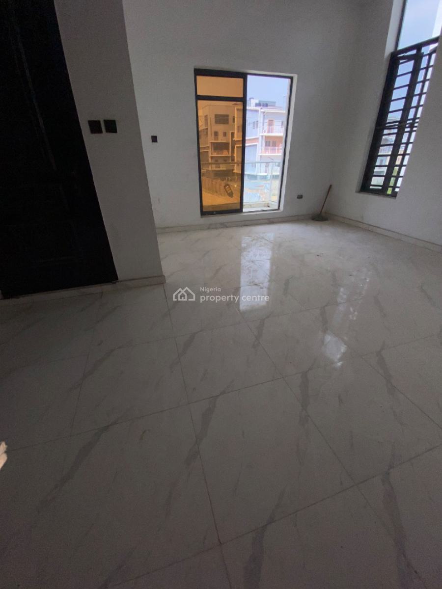 5 Bedroom Spacious Semi Detached Duplex, Lekki Phase 1, Lekki, Lagos, Semi-detached Duplex for Rent