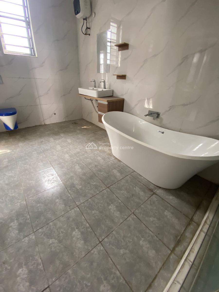 5 Bedroom Spacious Semi Detached Duplex, Lekki Phase 1, Lekki, Lagos, Semi-detached Duplex for Rent