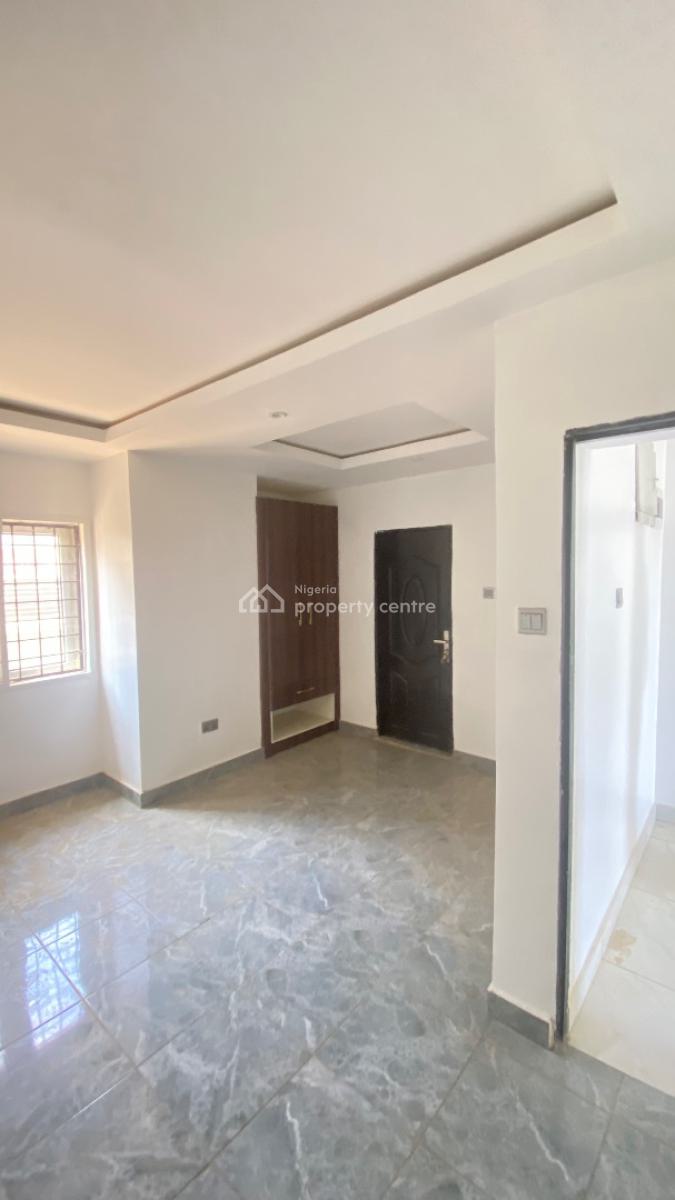 Very Spacious 4 Bedroom Terrace, Jahi, Abuja, Terraced Duplex for Rent