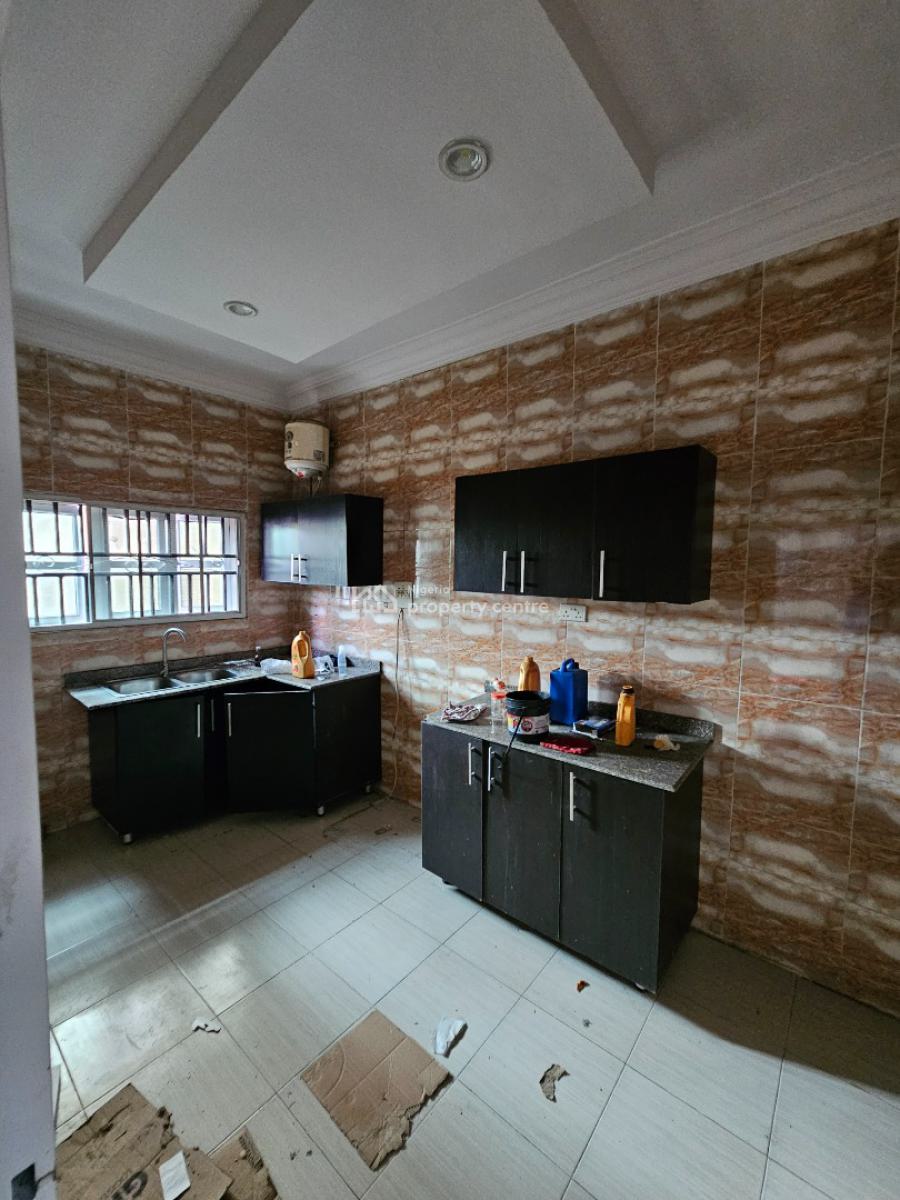 Well Maintained 3 Bedroom Apartments, Ajah, Lagos, House for Rent