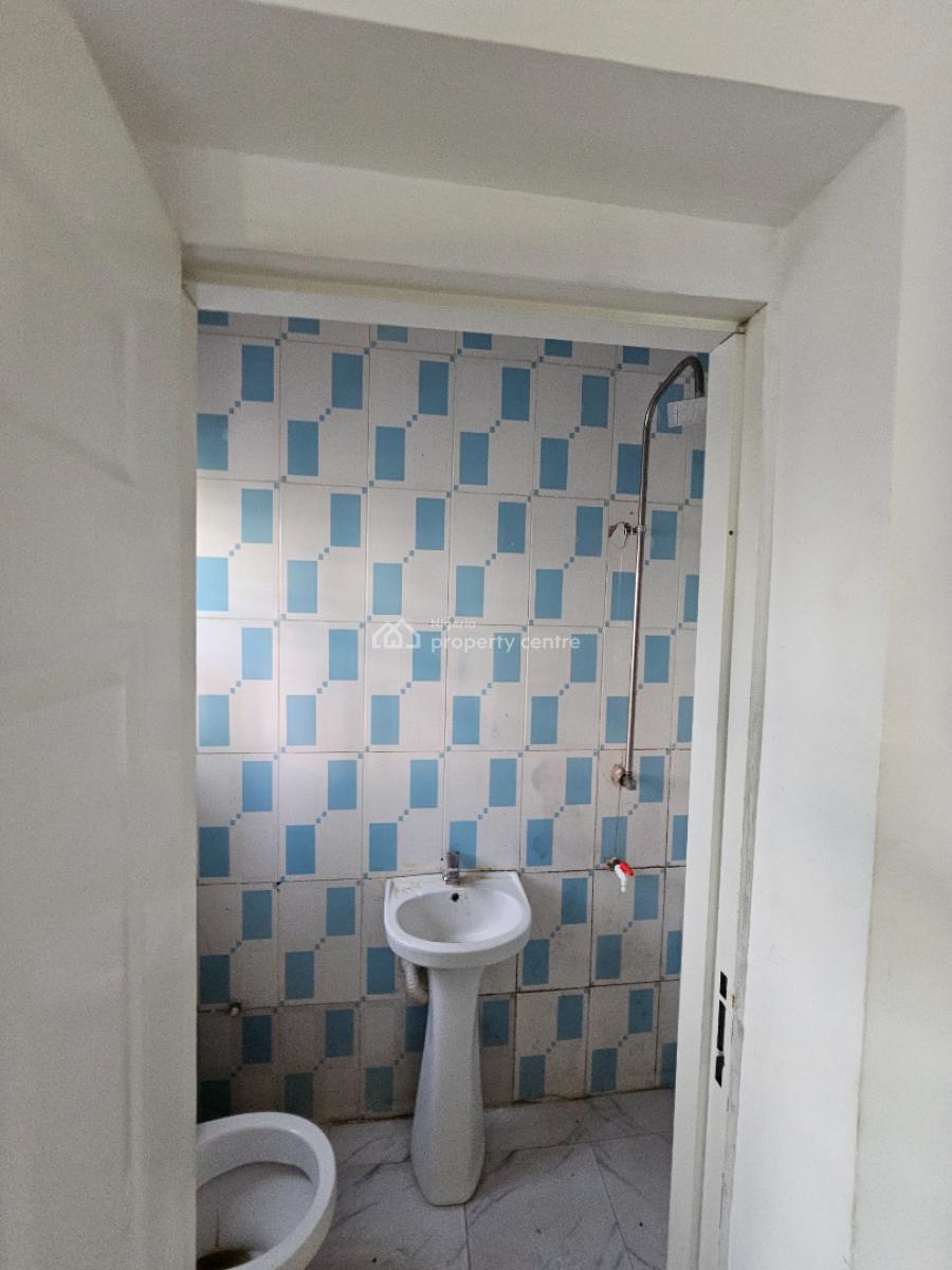 Well Maintained 3 Bedroom Apartments, Ajah, Lagos, House for Rent