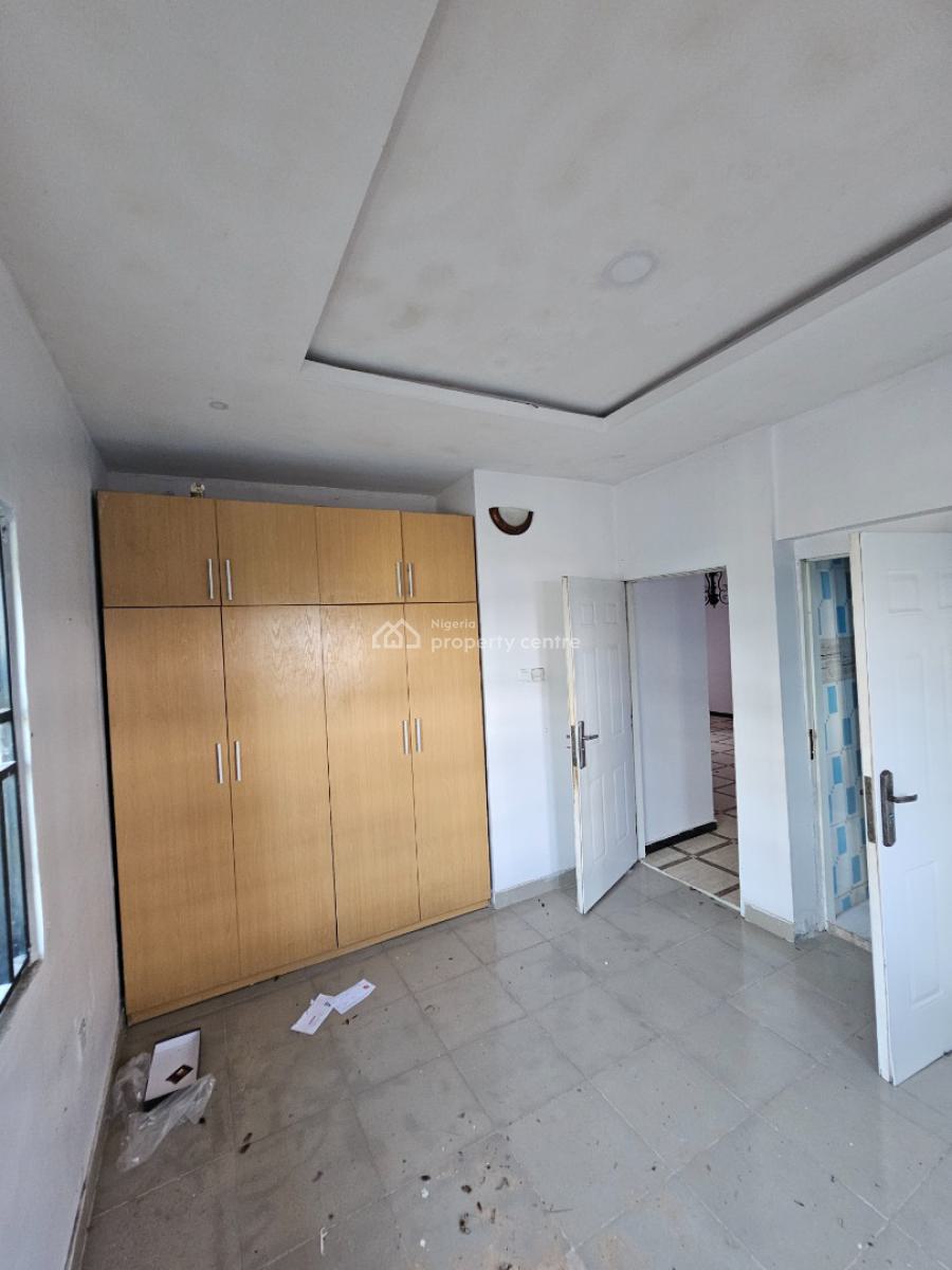 Well Maintained 3 Bedroom Apartments, Ajah, Lagos, House for Rent