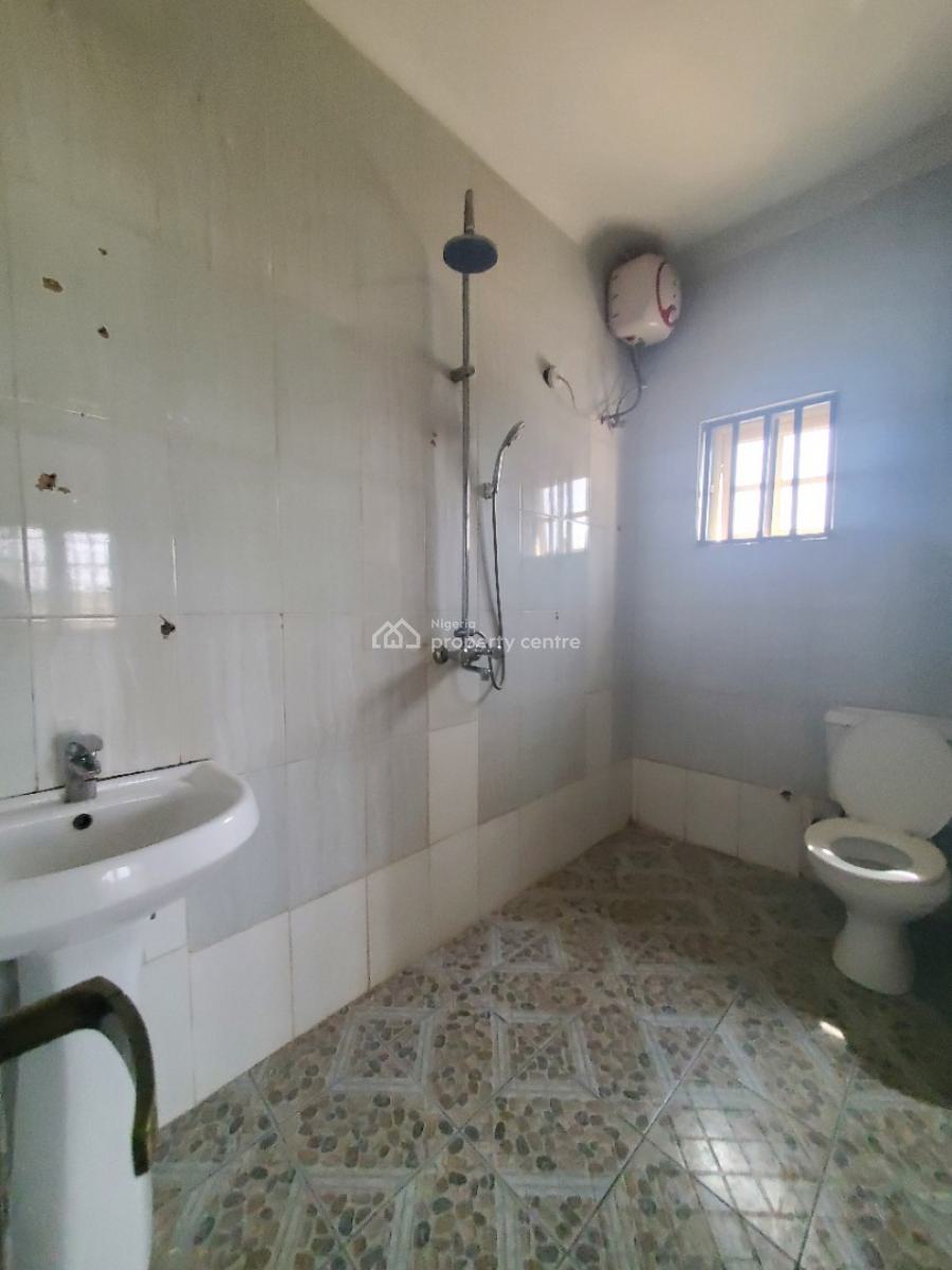 Luxury 3 Bedroom Flat on 1st Floor, By American International School, Durumi, Abuja, Flat / Apartment for Rent