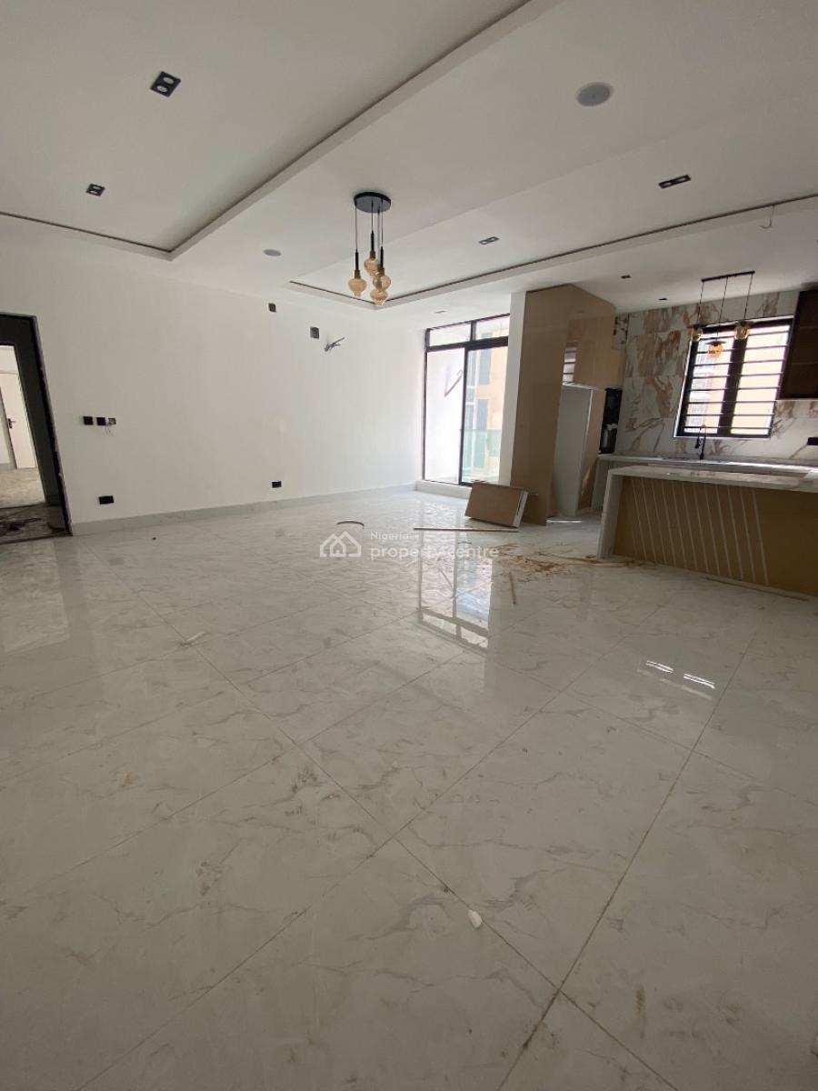 Luxury 2 Bedroom Apartment, Lekki Phase 1, Lekki, Lagos, Flat / Apartment for Sale