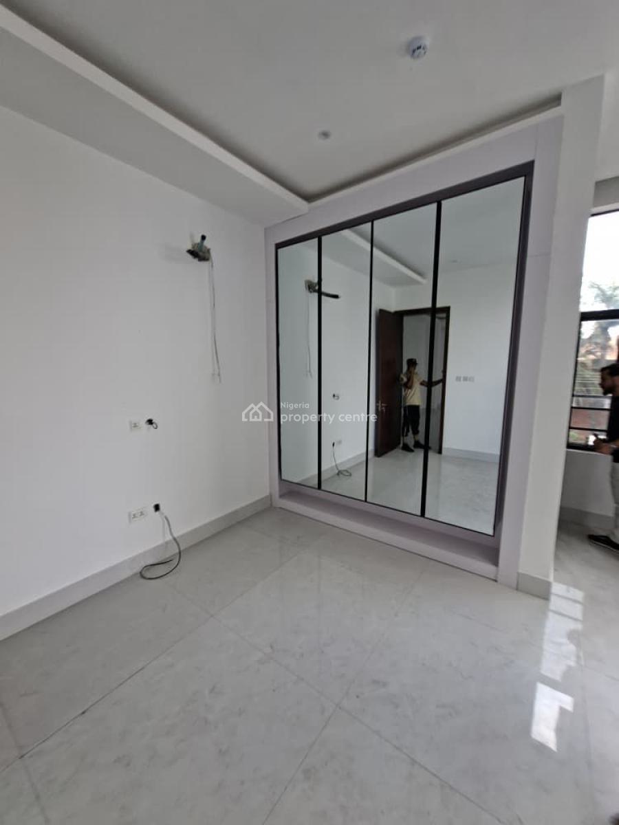 Luxury Brand New 3 Bedroom Apartment with a Room Bq, Lekki Phase 1, Lekki, Lagos, Flat / Apartment for Rent